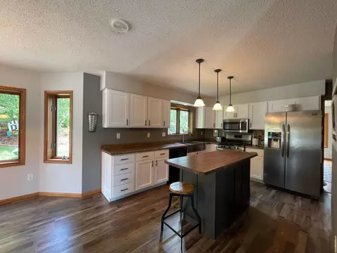204 Eagles Bluff Rd, La Crescent, MN 55947 photo 2