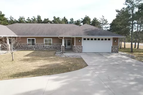 210 Thumper Pond Dr, Ottertail, MN 56571
