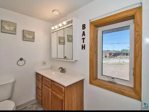 219 4th St, Proctor, MN 55810 photo 7