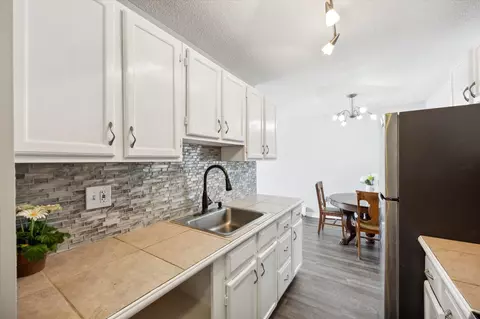 12822 Nicollet Ave #202, Burnsville, MN 55337
