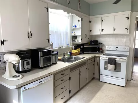 409 N 3rd St, Montevideo, MN 56265 photo 6
