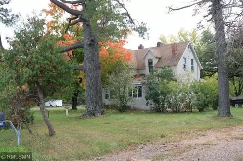 417 Pine St, Grasston, MN 55030