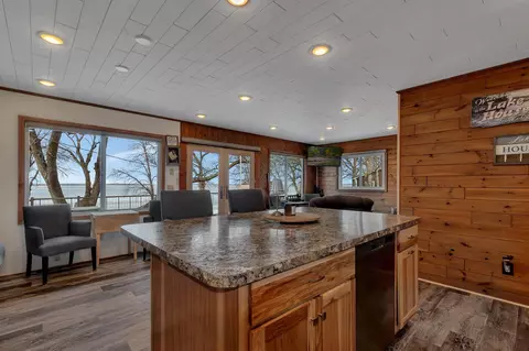 2667 Lake St E, Osakis, MN 56360