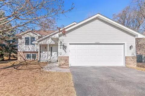 14224 Silverod St NW, Andover, MN 55304