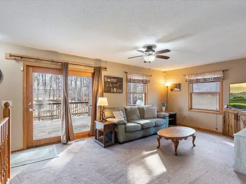Living - 815 Beech St, Brainerd, MN 56401 photo 1 of 4