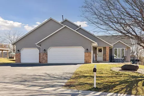 16660 Hamilton Dr, Lakeville, MN 55044