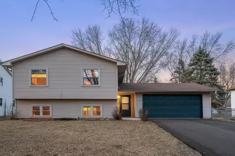 11602 99th Pl N, Maple Grove, MN 55369