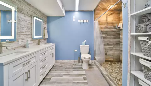 Bath - 18062 Skye Rd, Brainerd, MN 56401 photo 3 of 3
