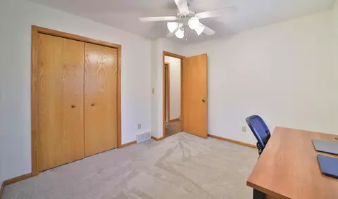 Bedroom - 18062 Skye Rd, Brainerd, MN 56401 photo 2 of 10