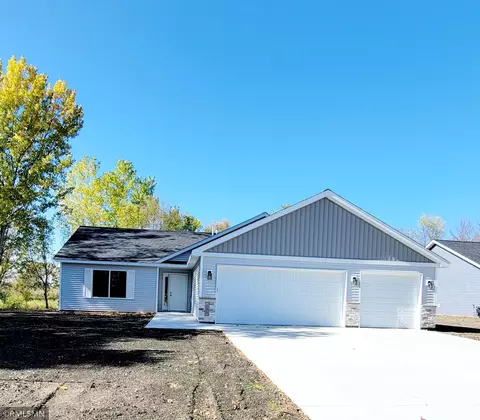 55 Balsam Ln, Madison Lake, MN 56063