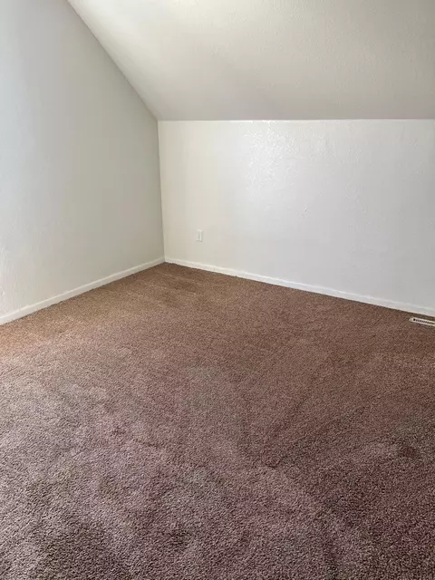 609 3rd St SW, Willmar, MN 56201 photo 6