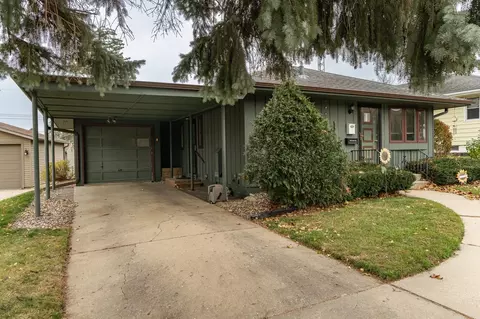 2122 17th Ave NW, Rochester, MN 55901