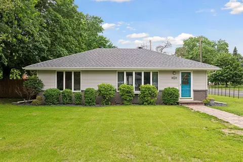 8800 Elliot Ave S, Bloomington, MN 55420