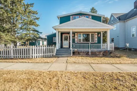2411 E 7th St, Superior, WI 54880