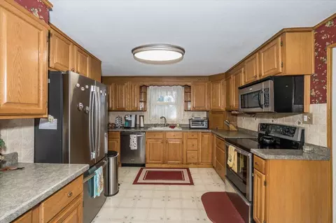 Kitchen - 2411 E 7th St, Superior, WI 54880 photo 1 of 2