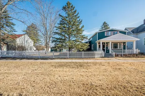 Exterior - 2411 E 7th St, Superior, WI 54880 photo 2 of 10