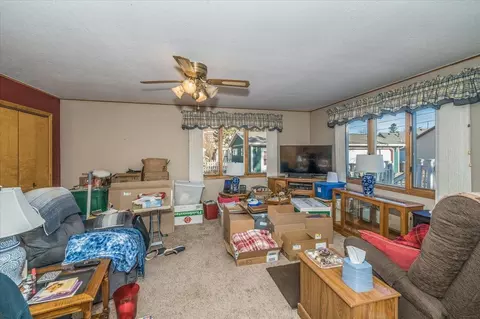 Living - 2411 E 7th St, Superior, WI 54880 photo 4 of 5