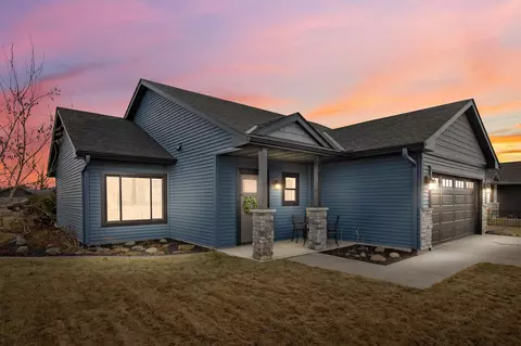 350 Ladd Ln, Osceola, WI 54020