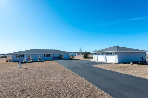 122 Lynn Rd, Ottertail, MN 56571