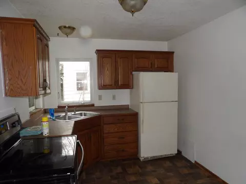 809 2nd Ave SW, Austin, MN 55912 photo 9