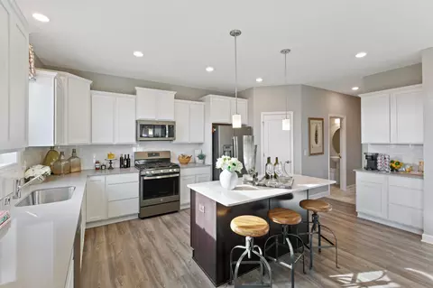 11055 Okinawa St NE, Blaine, MN 55449