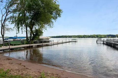 413 Warner Ave S, Willernie, MN 55090 photo 47