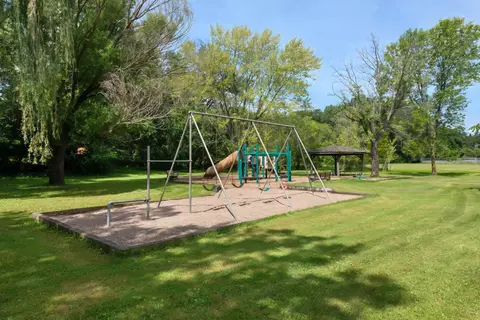 413 Warner Ave S, Willernie, MN 55090 photo 51