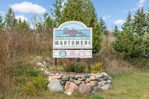 413 Warner Ave S, Willernie, MN 55090 photo 36