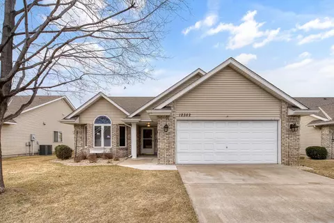 12382 Wedgewood Pl NW, Coon Rapids, MN 55433