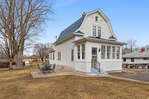 1248 Prosperity Ave, Saint Paul, MN 55106