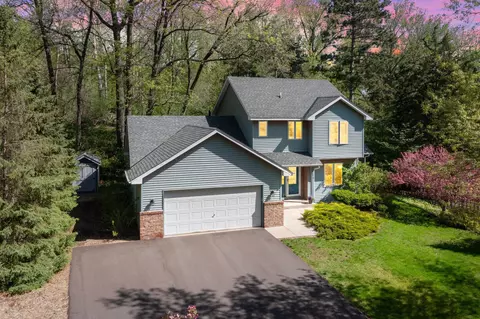 479 Mccarrons Blvd N, Roseville, MN 55113