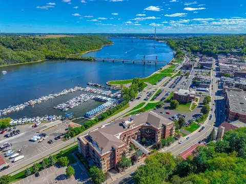 501 Main St N #303, Stillwater, MN 55082