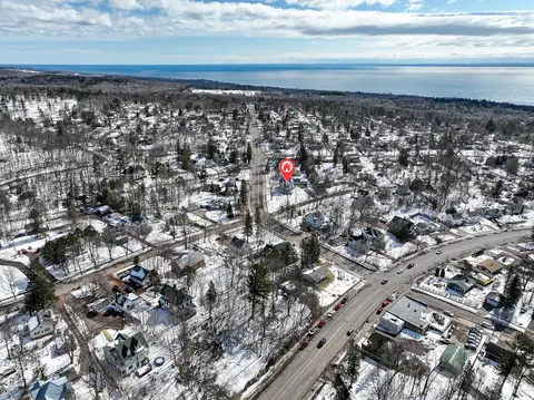 View/Area - 2240 Roslyn Ave, Duluth, MN 55803 photo 1 of 2