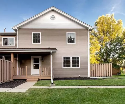 841 Headley Ct, Northfield, MN 55057