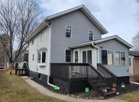 833 Holley Ave, Saint Paul Park, MN 55071