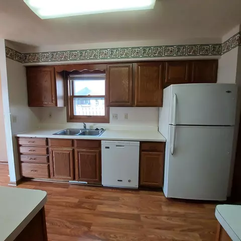 904 Olena Ave, Willmar, MN 56201 photo 5