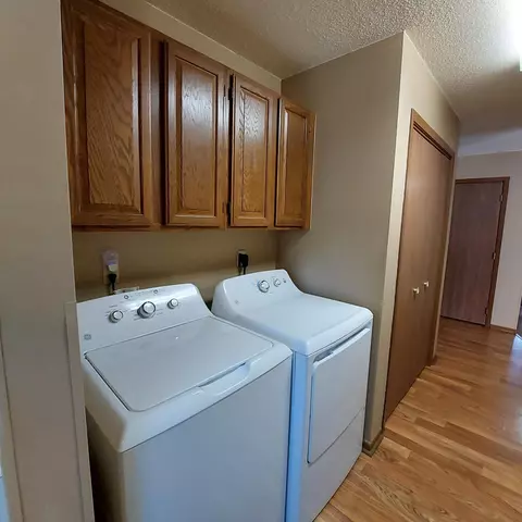 904 Olena Ave, Willmar, MN 56201 photo 8