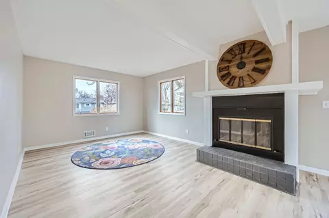 3575 68th St E, Inver Grove Heights, MN 55076