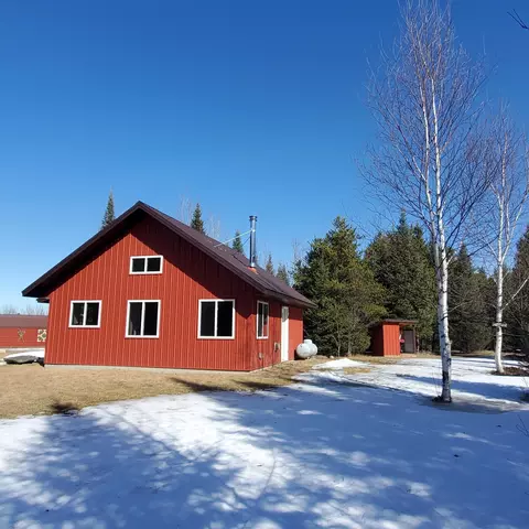 8560 Orr Buyck Rd, Orr, MN 55771