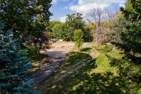 14412 Woodhaven Rd, Minnetonka, MN 55345