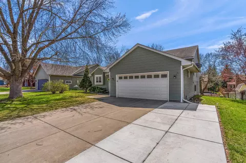 Exterior - 994 Ticonderoga Trl, Eagan, MN 55123 photo 3 of 5