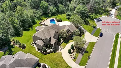 1810 33rd St N, Sartell, MN 56377