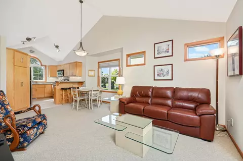 15530 68th Pl N, Maple Grove, MN 55311