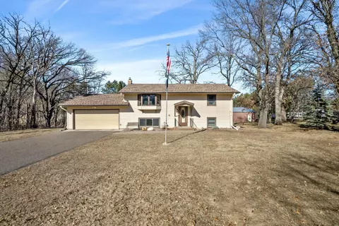 2719 207th Ave NW, Oak Grove, MN 55011