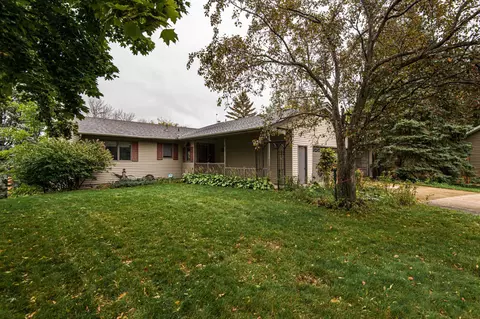 2612 28th Ave NW, Rochester, MN 55901