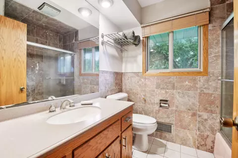 3625 Laurel Dr, Deephaven, MN 55391 photo 18