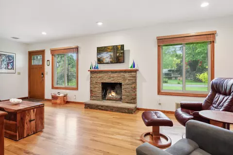3625 Laurel Dr, Deephaven, MN 55391 photo 5