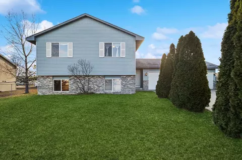 625 S Ash St, Belle Plaine, MN 56011