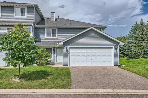 11765 Millpond Ave, Burnsville, MN 55337