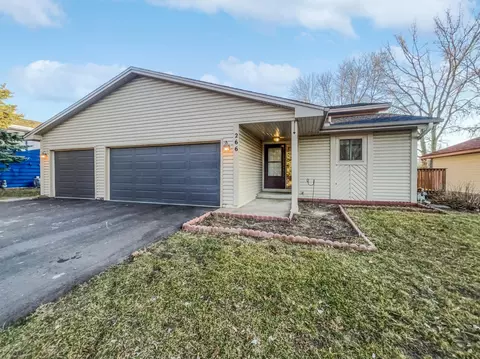 266 Poplar Dr, Shoreview, MN 55126